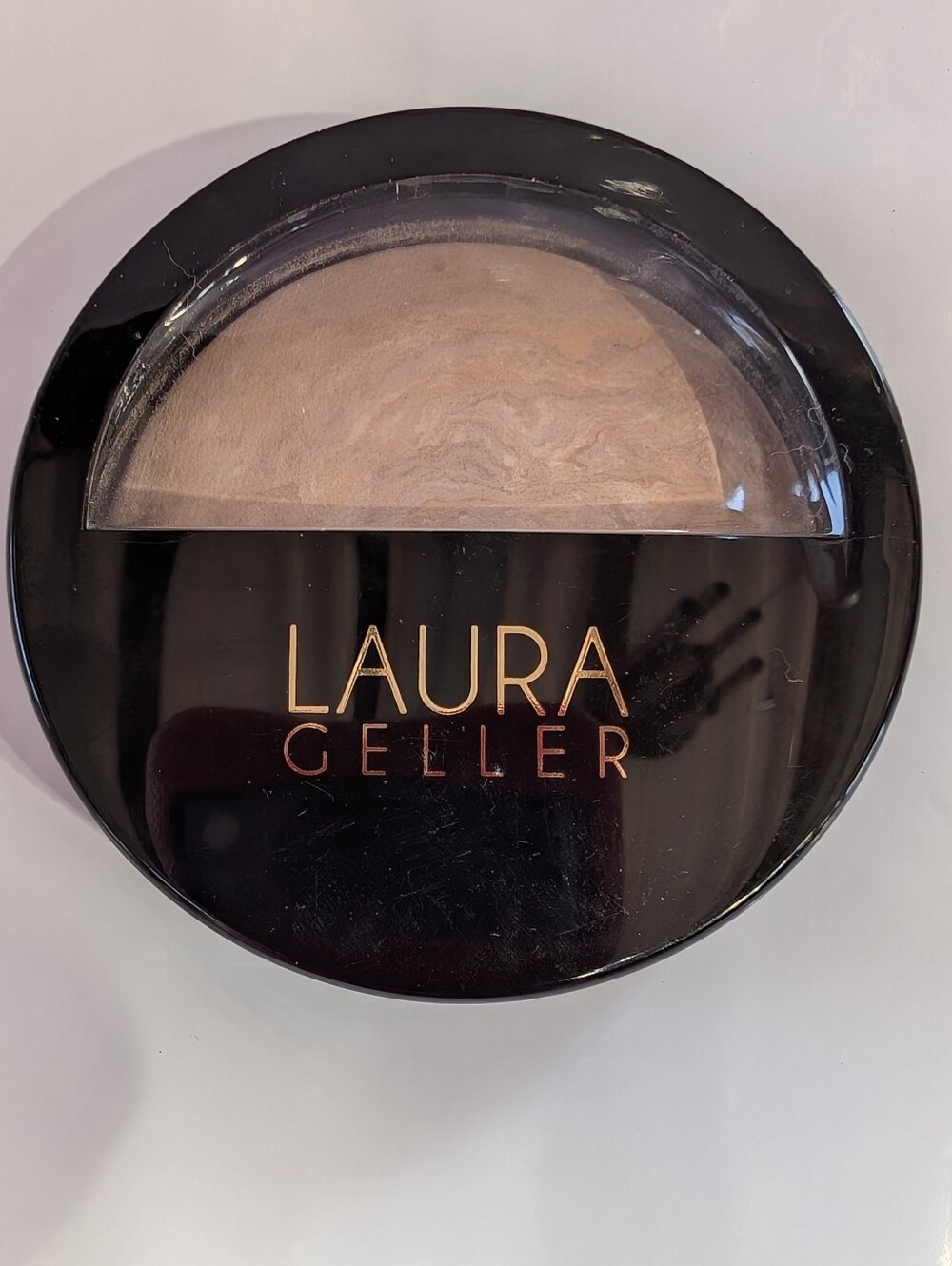 Laura Geller Baked Balance & Brighten Foundation Powder. Fair